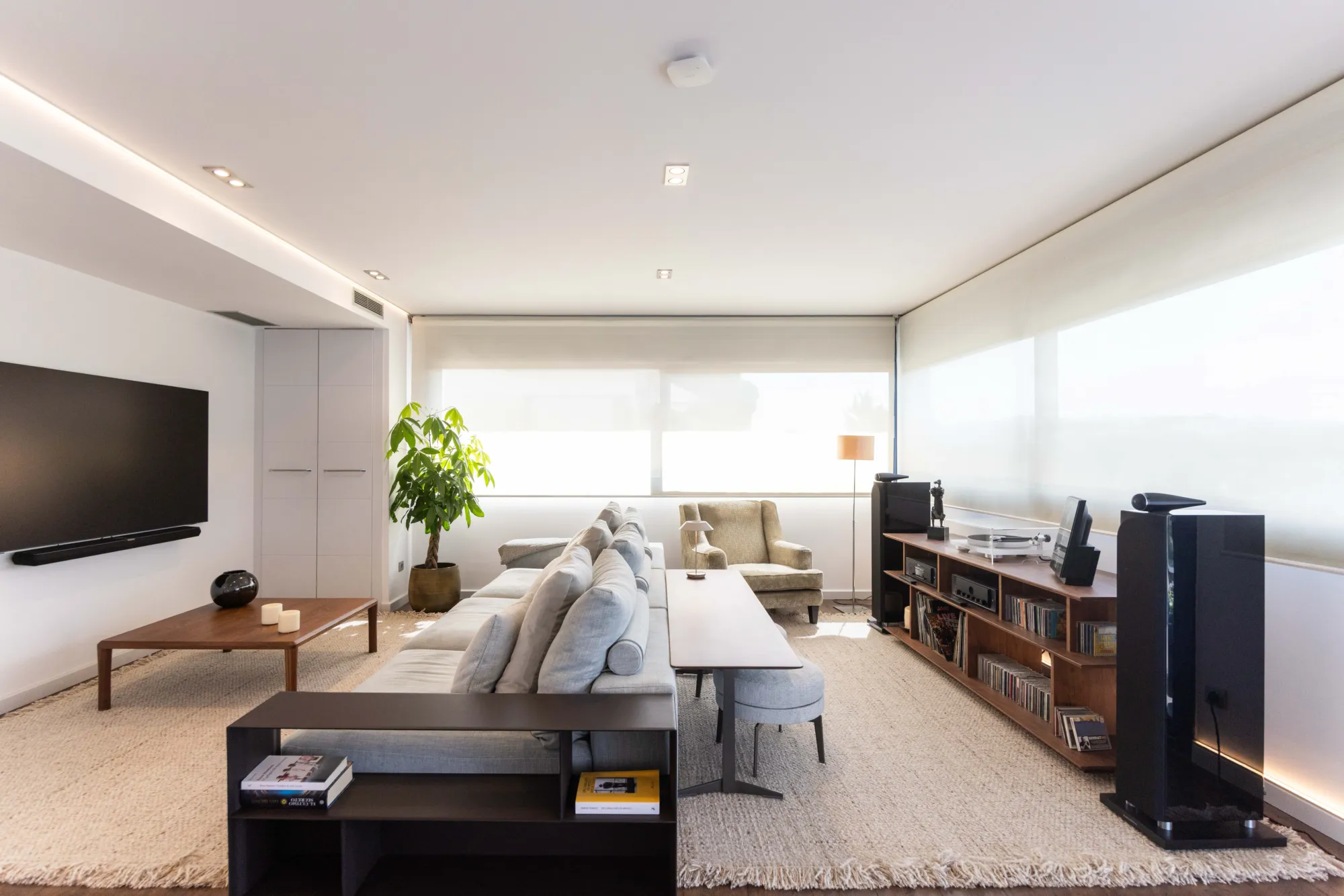 full living room image
